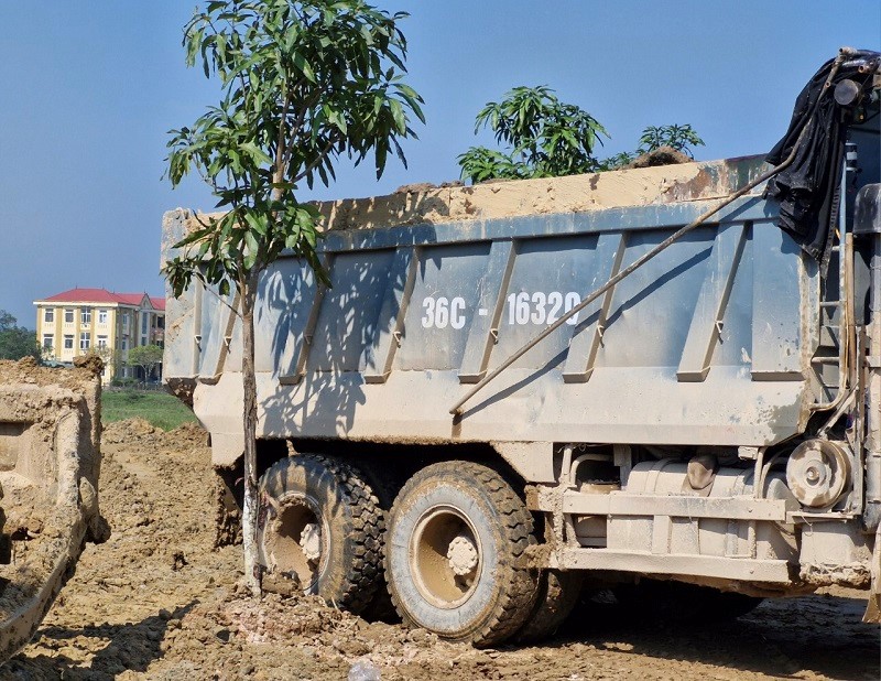 Tiem an nguy co mat an toan giao thong tai du an duong bo cao toc Bac - Nam - Hinh anh 4