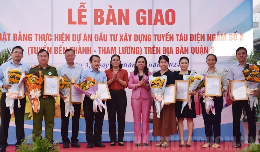 TP Ho Chi Minh: Ban giao mat bang xay dung Metro Ben Thanh - Tham Luong - Hinh anh 1