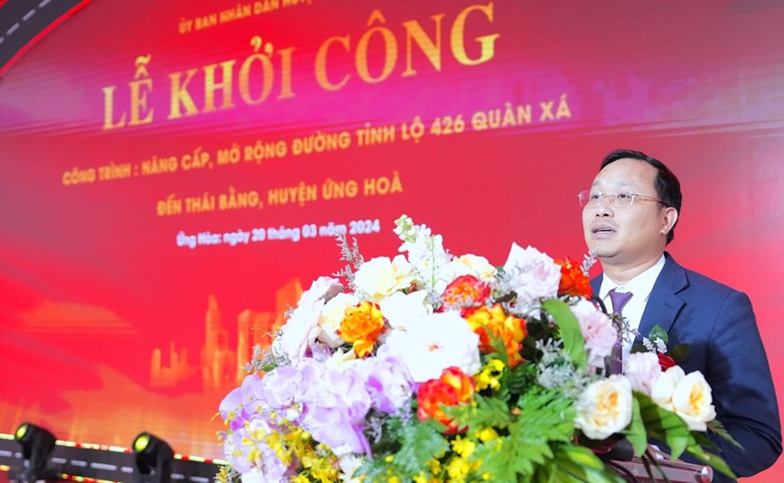 Ung Hoa: Nang cap, mo rong tinh lo 426, van toc xe chay toi da 80km/h - Hinh anh 1