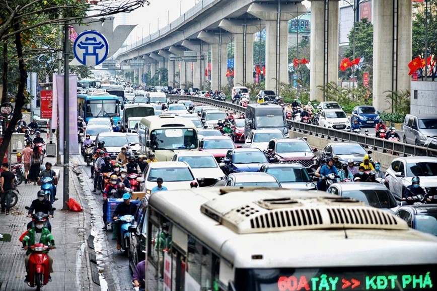 Ha Noi no luc xoa bo cac diem den un tac giao thong - Hinh anh 1