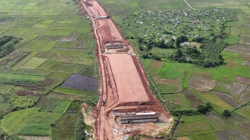 Thuc tien do du an cao toc Quang Ngai - Hoai Nhon  - Hinh anh 1