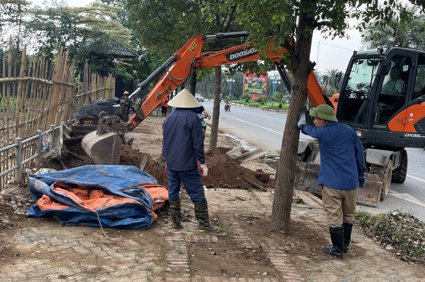 Xu ly trat tu an toan giao thong, trat tu do thi tren duong 40m Nam Thang Long - Hinh anh 3