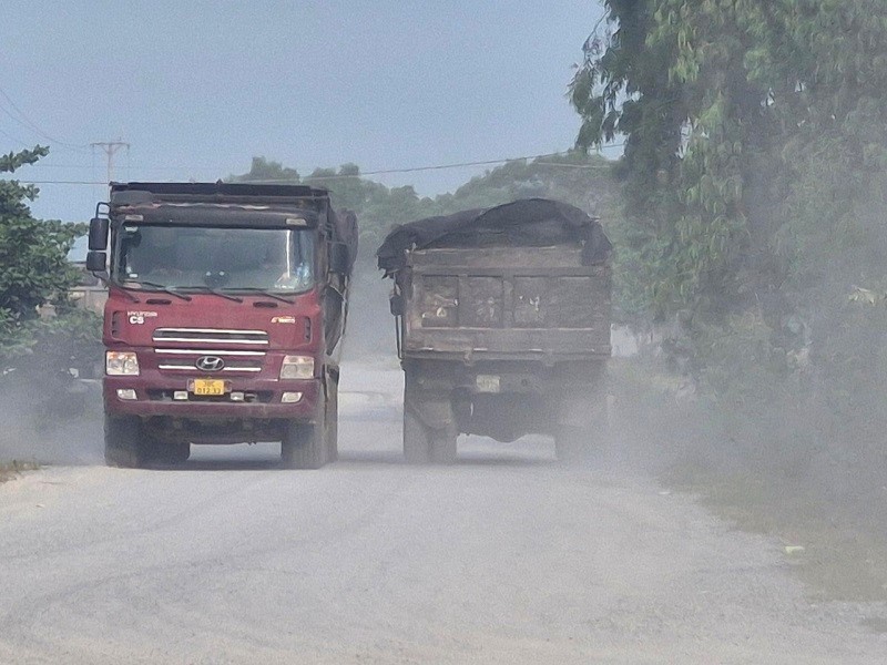 O nhiem moi truong, mat an toan giao thong tai cua mo khoang san - Hinh anh 11