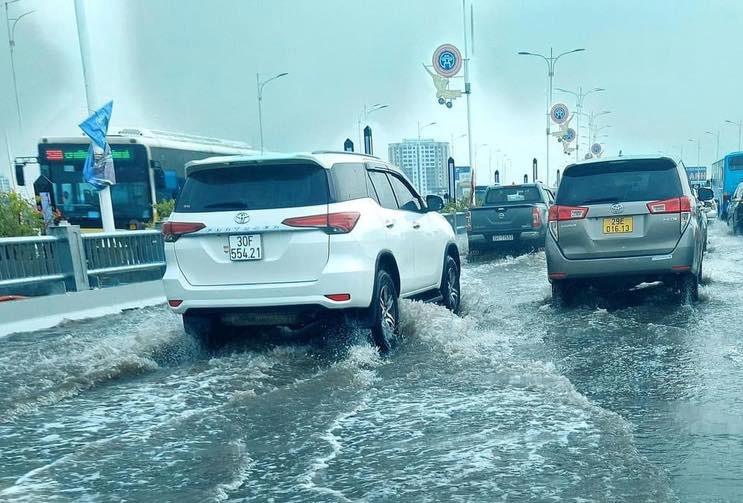 Giai quyet nhung bat cap tai cau Vinh Tuy 2 - Hinh anh 1