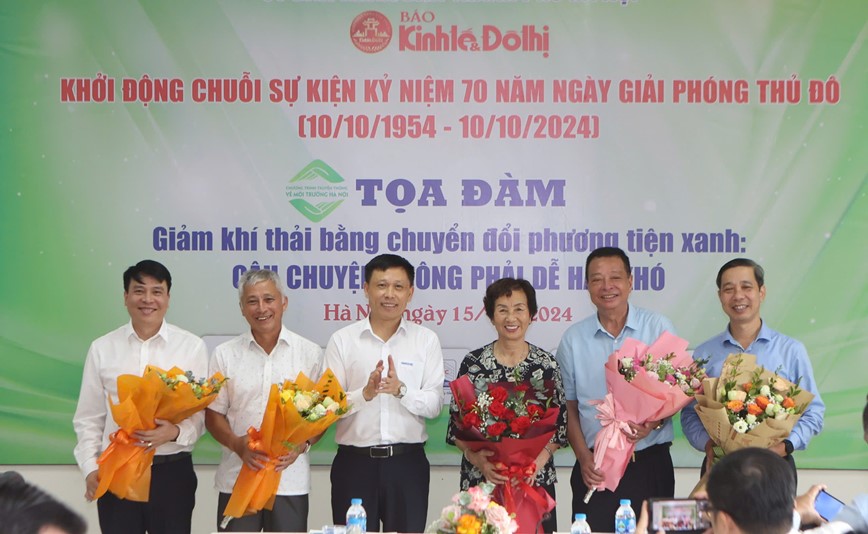 Toa dam: “Giam khi thai bang chuyen doi phuong tien xanh: Cau chuyen khong phai de hay kho” - Hinh anh 2