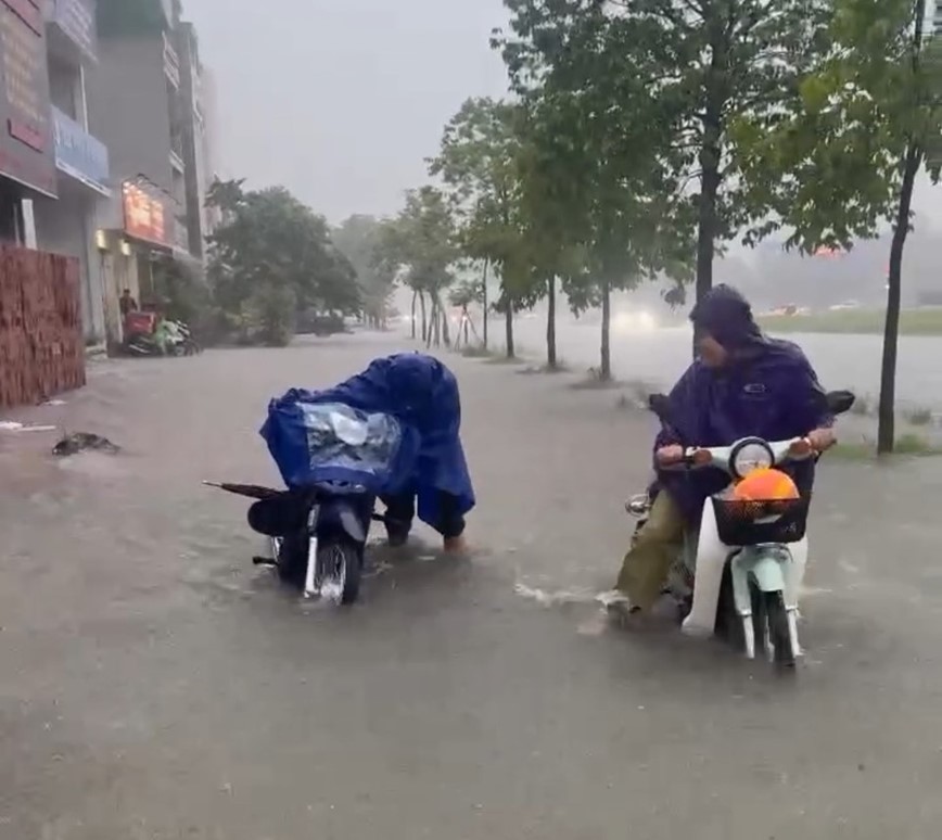 Nghe An: nhieu tuyen duong tai Vinh 