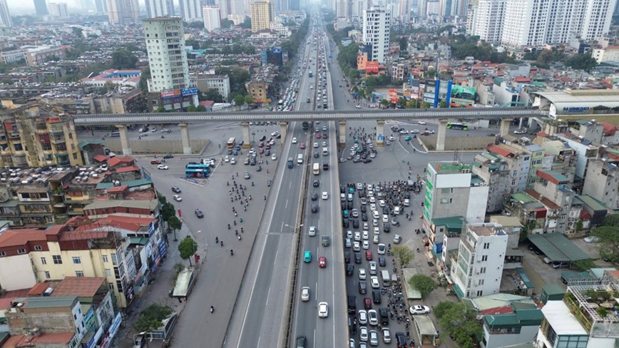 Hang van nguoi dan tro lai Thu do sau ky nghi Tet - Hinh anh 6