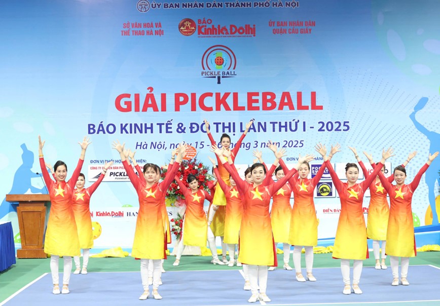 Khai mac Giai “Pickleball Bao Kinh te & Do thi lan thu I - 2025” - Hinh anh 3