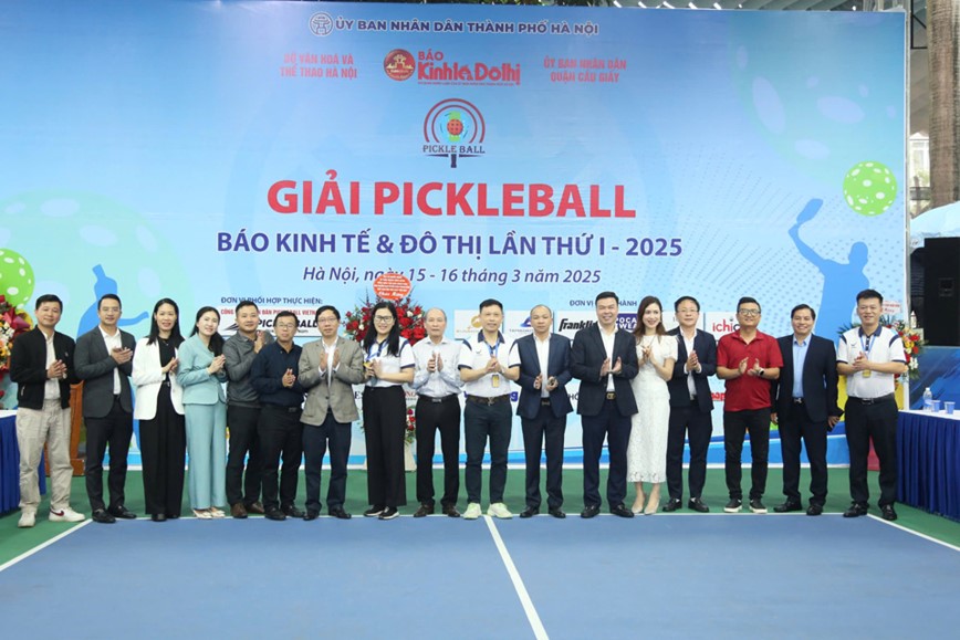 Khai mac Giai “Pickleball Bao Kinh te & Do thi lan thu I - 2025” - Hinh anh 8