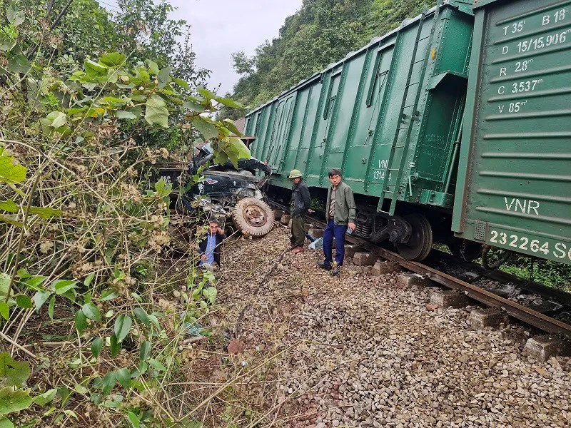 Ha Tinh: quyet liet xoa bo loi di tu mo qua duong sat - Hinh anh 3