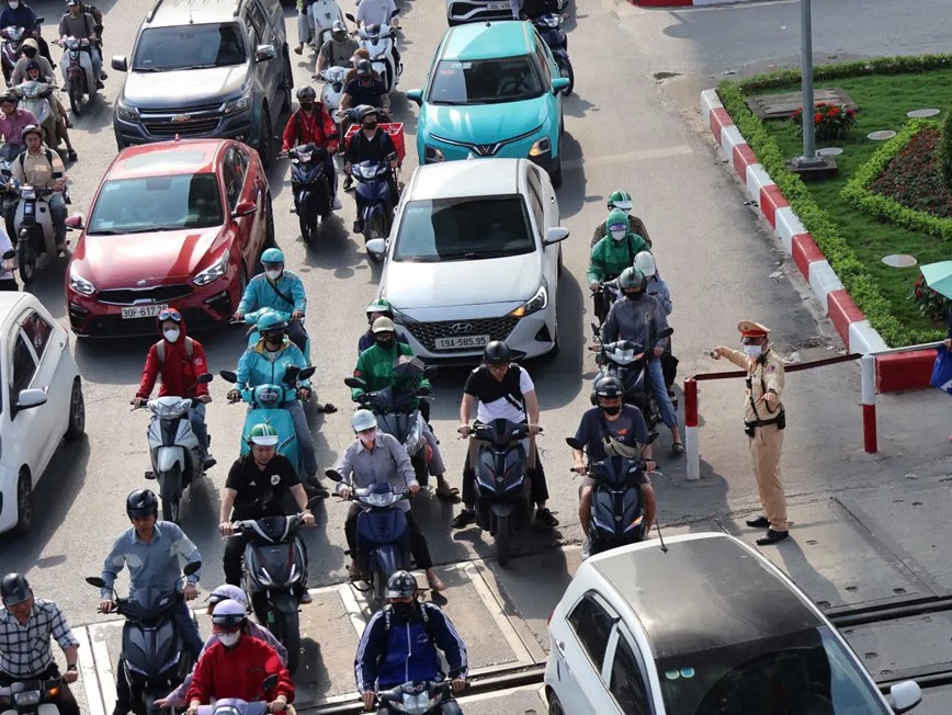 Tai nan giao thong giam trong ngay dau nghi le 30/4 - Hinh anh 1