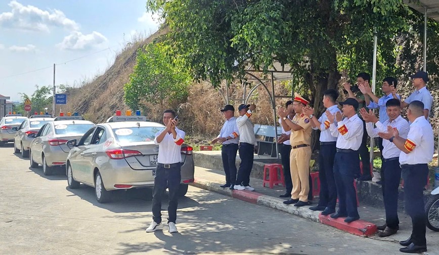 Dak Nong la tinh dau tien cua Tay Nguyen to chuc ky sat hach lai xe - Hinh anh 4
