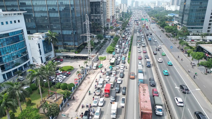 Cam tung doan Vanh dai 3 tren cao phuc vu sua chua - Hinh anh 1