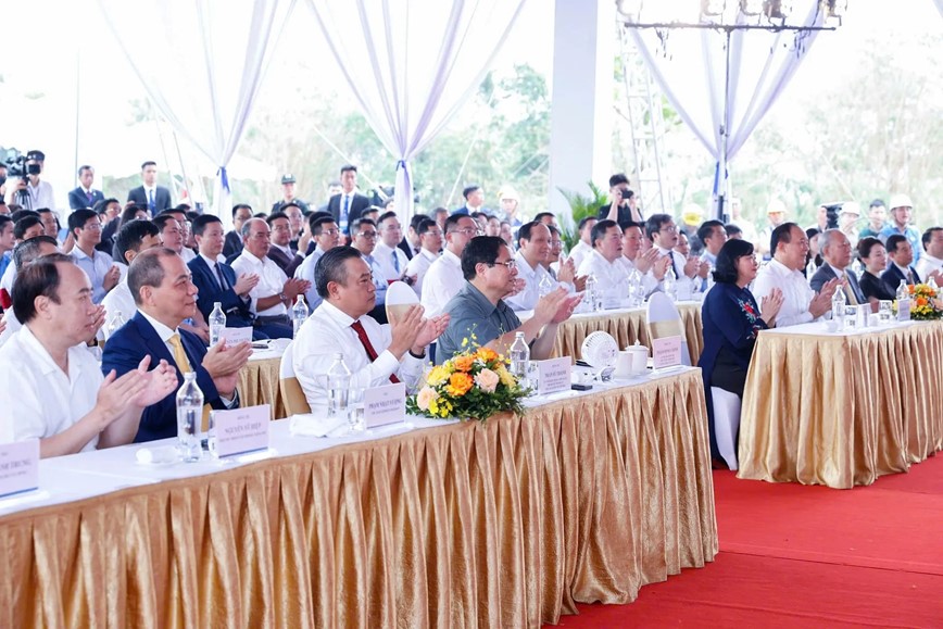 Ha Noi khoi cong Du an dau tu xay dung cau Tu Lien - Hinh anh 1