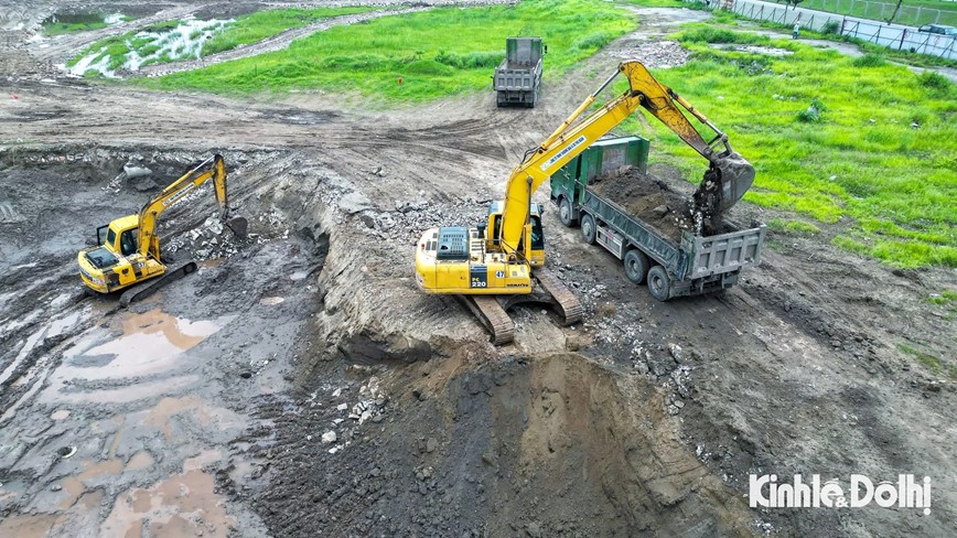 Ha Noi: hoi ha tren cong truong xay dung Ben xe khach Yen So - Hinh anh 9