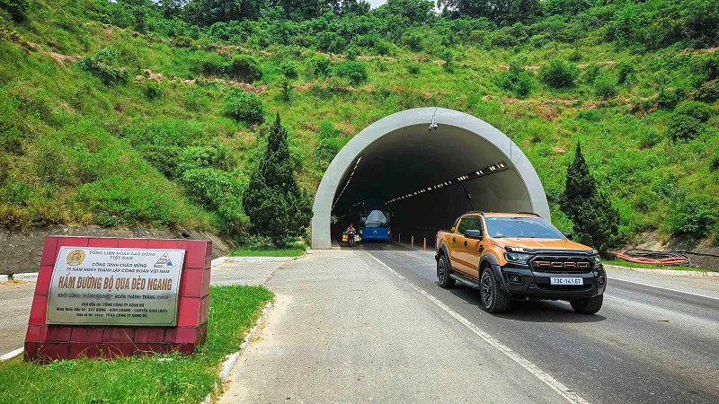 Can canh thi cong ham Deo Ngang noi 2 tinh Ha Tinh - Quang Binh - Hinh anh 12