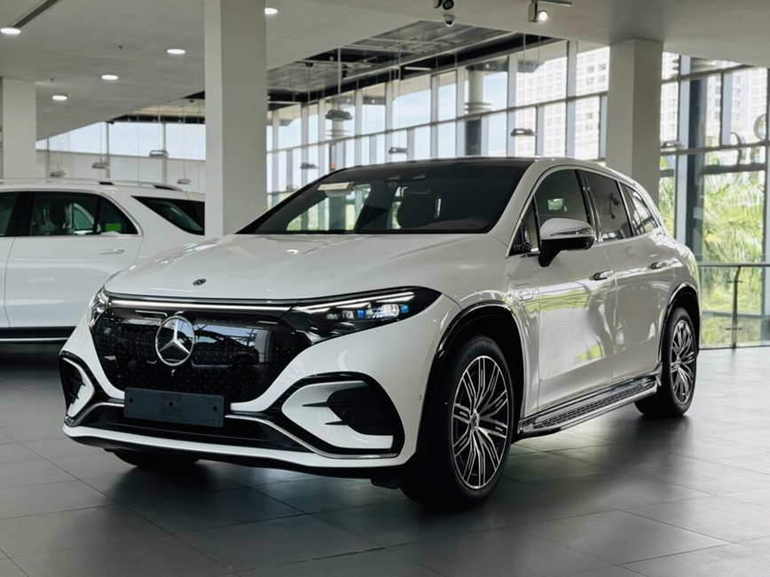 Cập nhật bảng giá ô tô Mercedes mới nhất tháng 6/2025 - Hình ảnh 1 Cap nhat bang gia o to Mercedes moi nhat thang 6/2025 - Hinh anh 1