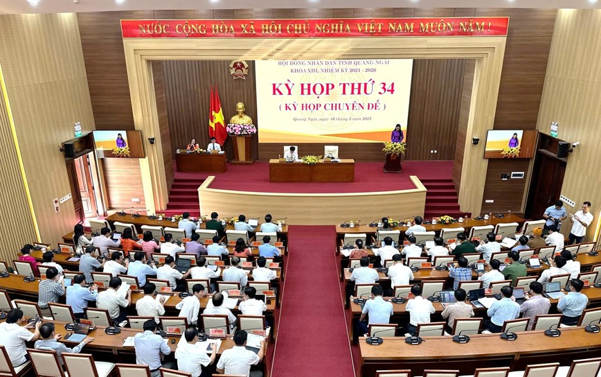 No luc dua cao toc Quang Ngai - Hoai Nhon ve dich - Hinh anh 4