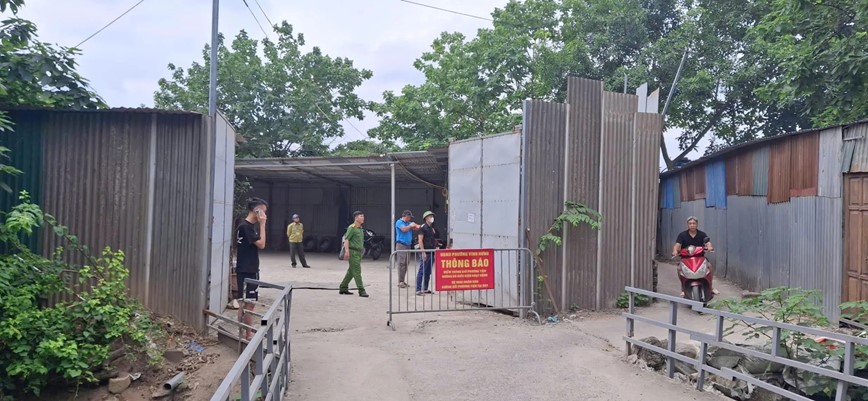 Quan Hoang Mai hoan thanh xu ly bai xe vi pham - Hinh anh 2