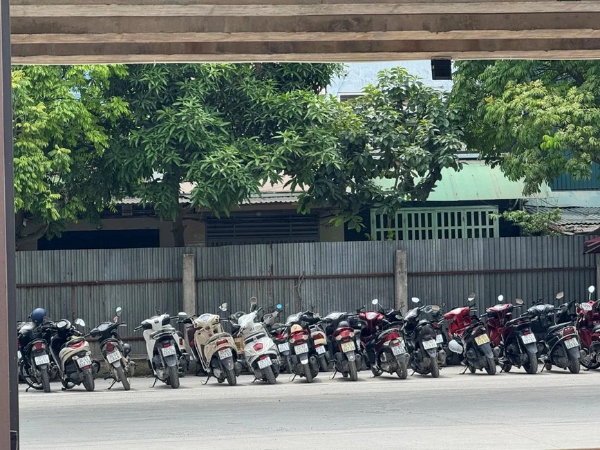 Duong sat qua cau Thang Long bi de doa an toan - Hinh anh 6