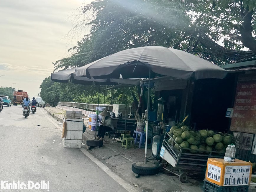 Hang rong bay ban tran lan doc Dai lo Thang Long - Hinh anh 7