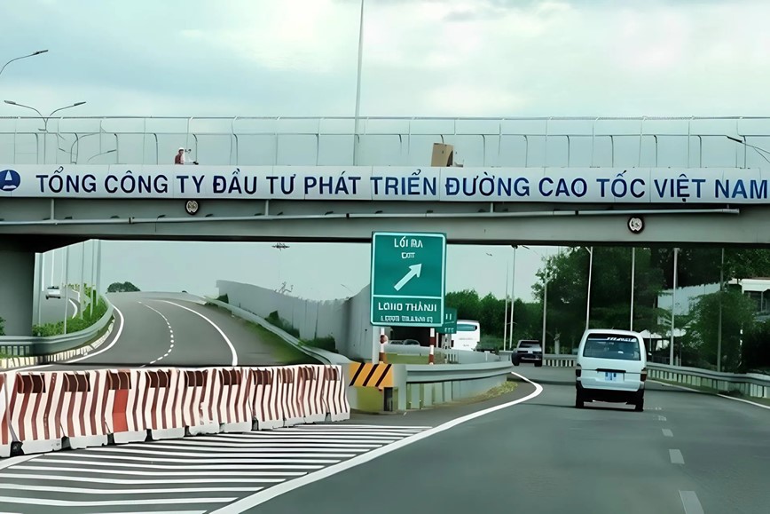 Tang von dieu le Cong ty me - Tong cong ty Dau tu phat trien duong cao toc Viet Nam (VEC) - Hinh anh 1