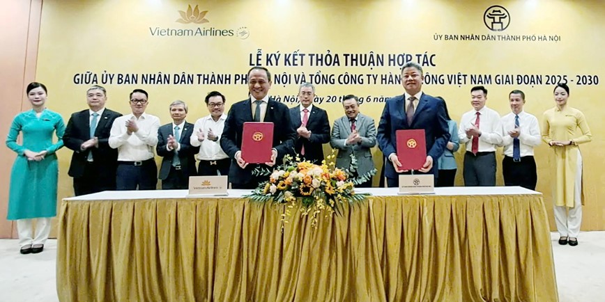 TP Ha Noi hop tac voi Vietnam Airlines thu hut dau tu, thuong mai va du lich - Hinh anh 1