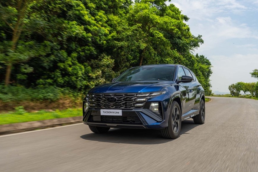 Hyundai Tucson N Line ra mắt tại Việt Nam: SUV thể thao giá 989 triệu đồng - Hình ảnh 1 Hyundai Tucson N Line ra mat tai Viet Nam: SUV the thao gia 989 trieu dong - Hinh anh 1