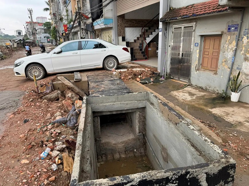 Thi công đường Ngô Quyền thành nỗi ám ảnh của người dân Hà Đông - Hình ảnh 6 Thi cong duong Ngo Quyen thanh noi am anh cua nguoi dan Ha Dong - Hinh anh 6
