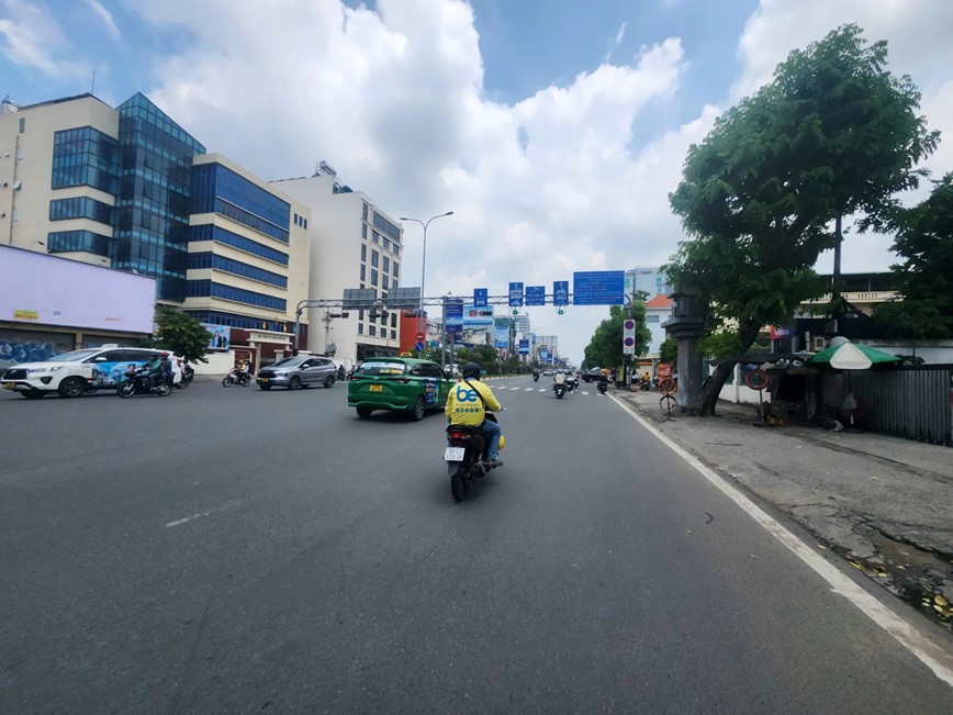TP Hồ Chí Minh sẽ chuyển đổi khoảng 400.000 xe máy chạy bằng xăng sang điện - Hình ảnh 2 TP Ho Chi Minh se chuyen doi khoang 400.000 xe may chay bang xang sang dien - Hinh anh 2