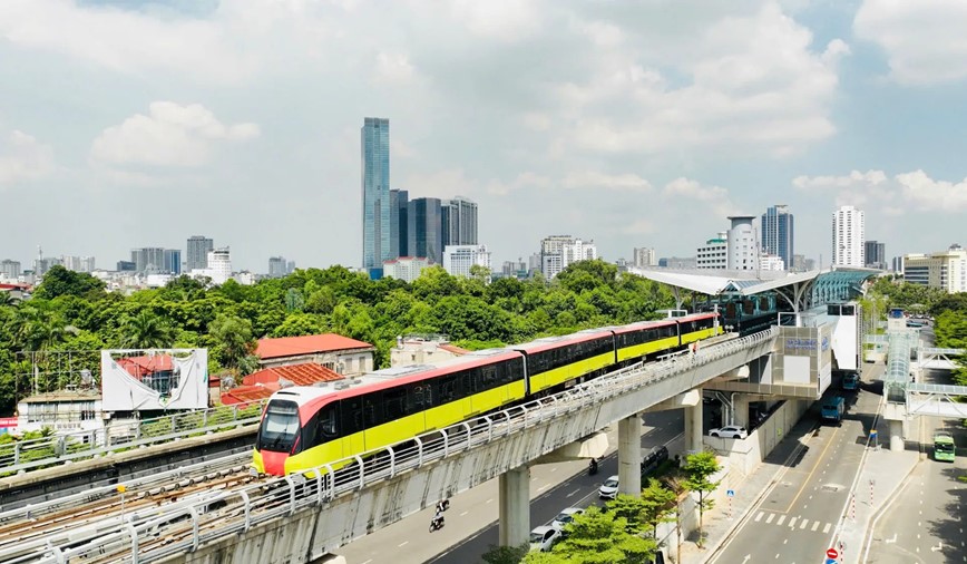 Ha Noi: khan truong trien khai nhiem vu cua cac du an duong sat do thi khoi cong nam 2025 - Hinh anh 1