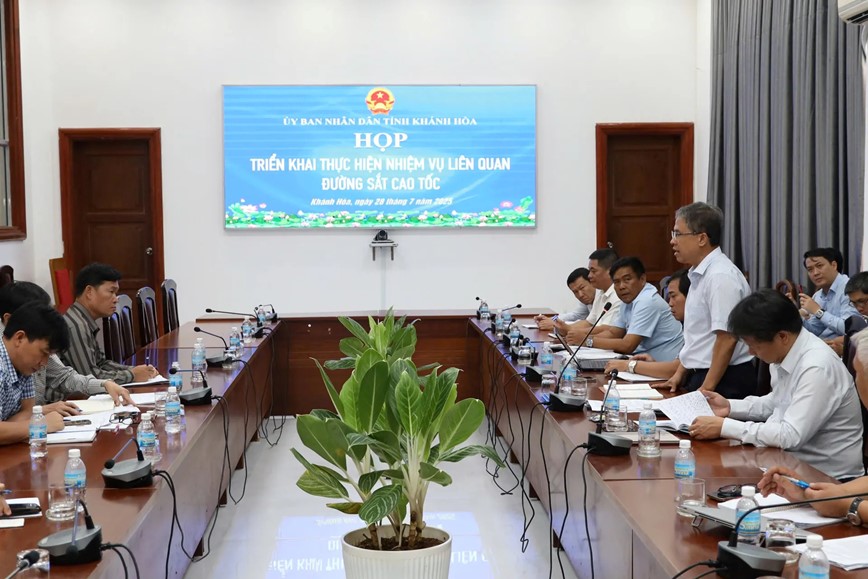 Khanh Hoa day nhanh cong tac giai phong mat bang tuyen duong sat toc do cao Bac - Nam - Hinh anh 1