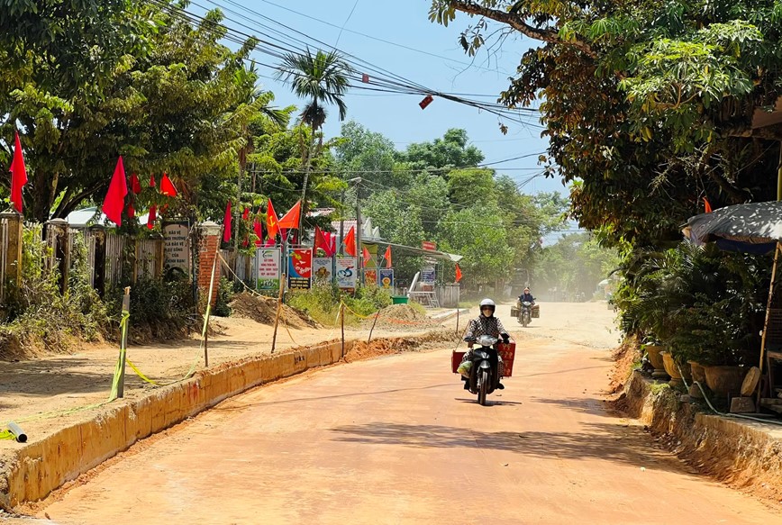 Vuong mat bang, du an Lien ket vung mien Trung nguy co cham tien do - Hinh anh 1