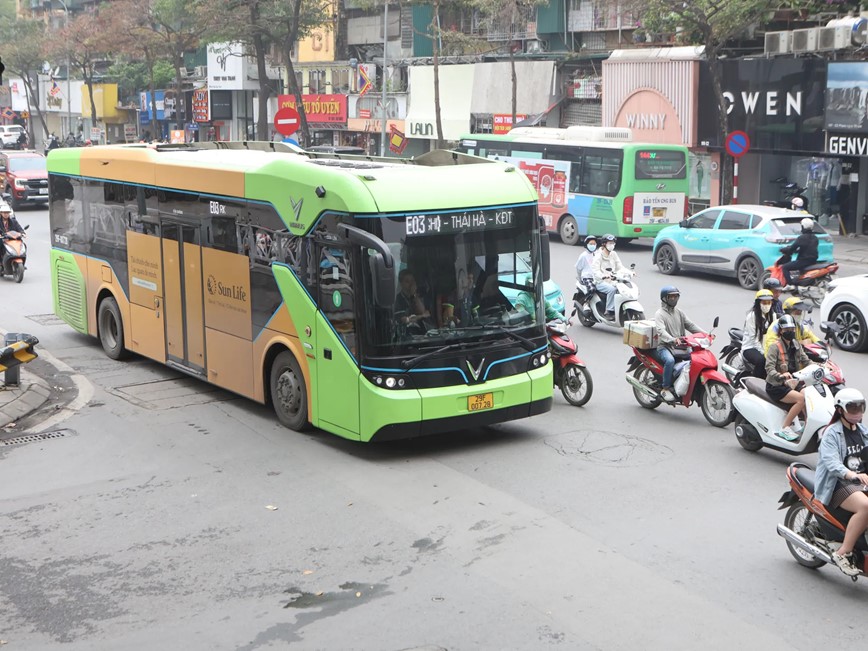 Đòn bẩy để Hà Nội chuyển mình thành đô thị xanh - Hình ảnh 1 Don bay de Ha Noi chuyen minh thanh do thi xanh - Hinh anh 1