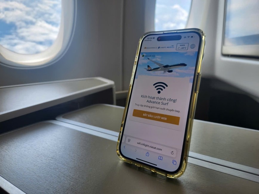 Hàng không Việt Nam chính thức mang Internet lên bầu trời - Hình ảnh 1 Hang khong Viet Nam chinh thuc mang Internet len bau troi - Hinh anh 1