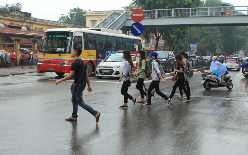 Vi sao nguoi dan quay lung voi ham, cau bo hanh? - Hinh anh 1