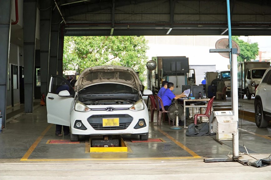 Gỡ khó cho xe biển vàng chưa đổi đăng ký - Hình ảnh 1 Go kho cho xe bien vang chua doi dang ky - Hinh anh 1