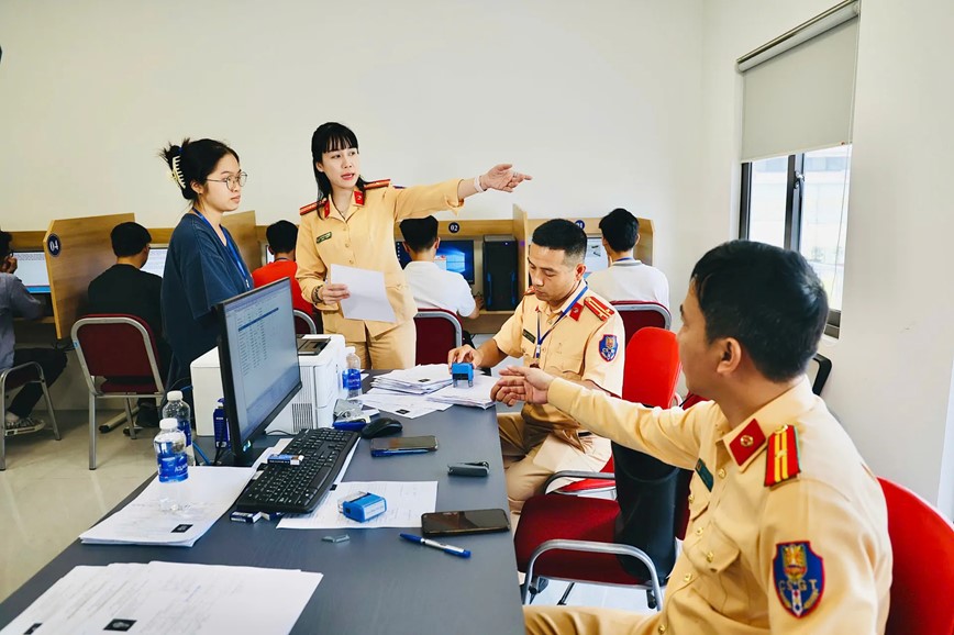 Ha Noi: tao dieu kien toi da cho nguoi dan thi sat hach lai xe - Hinh anh 1