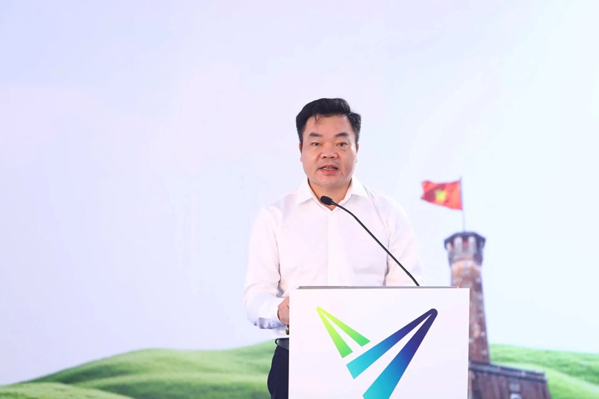Ha Noi: van hanh tuyen buyt mien phi E11 - Hinh anh 2