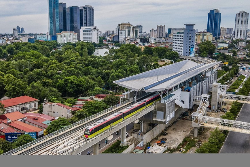 Hoàn thiện mạng lưới đường sắt đô thị:  Bước đi chiến lược định hình tương lai Hà Nội - Hình ảnh 1 Hoan thien mang luoi duong sat do thi:  Buoc di chien luoc dinh hinh tuong lai Ha Noi - Hinh anh 1