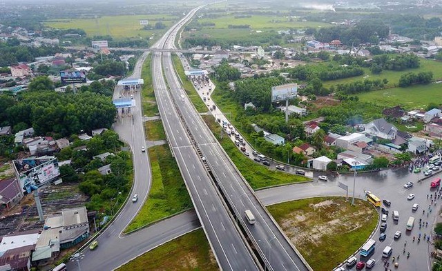 Phat hien hon 100 diem bat hop ly tren cac tuyen cao toc - Hinh anh 1