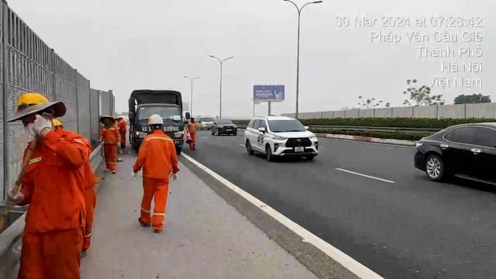 Hang loat o to dung lai tren cao toc Phap Van - Cau Gie do dinh roi vai - Hinh anh 2