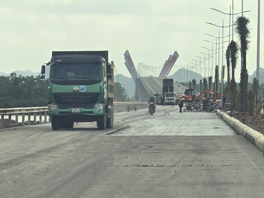 Quang Ninh: du an duong dan cau Ben Rung sap ve dich - Hinh anh 7