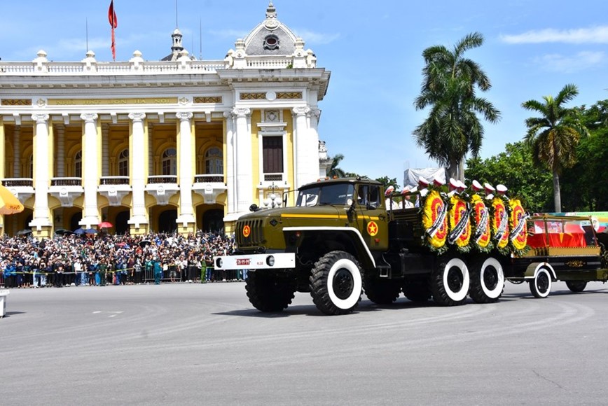 Dam bao an ninh, an toan Le di quan Tong Bi thu Nguyen Phu Trong - Hinh anh 16