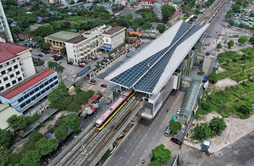 Hanoi Metro: Diem check in moi dip cuoi tuan, ngam nhin mot Ha Noi tren cao - Hinh anh 11