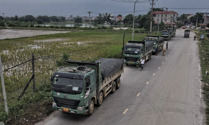 Can tai trong tu dong phat nguoi chan xe qua tai vao Ha Noi - Hinh anh 1