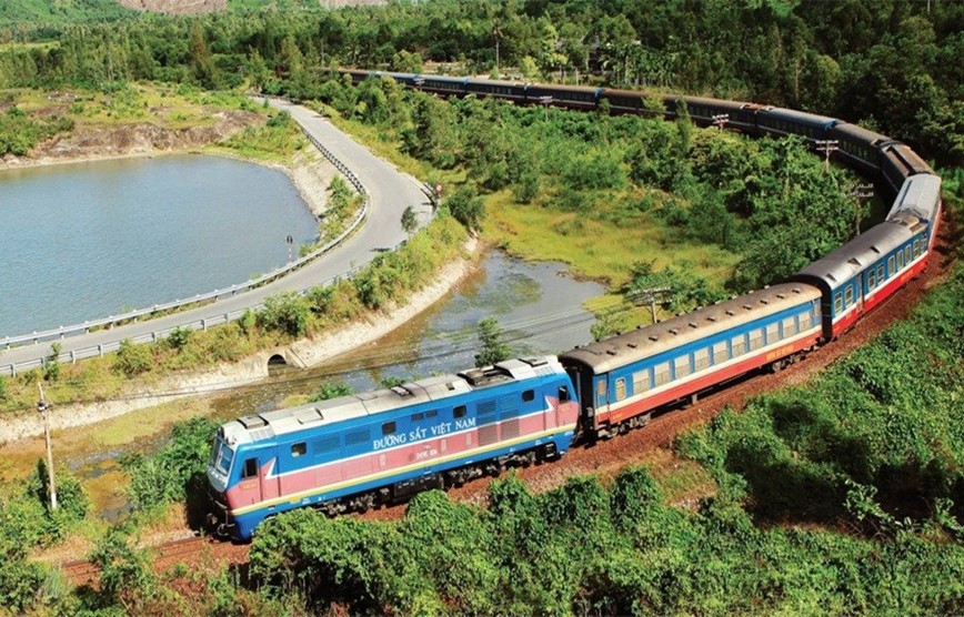 Dieu chinh gio tau khach tai cac ga tren tuyen Ha Noi - Lao Cai  - Hinh anh 1