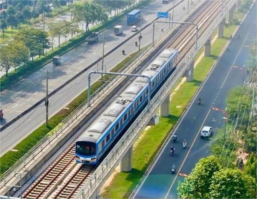 Trao bang khen cho nha thau Metro so 1 Ben Thanh - Suoi Tien - Hinh anh 2