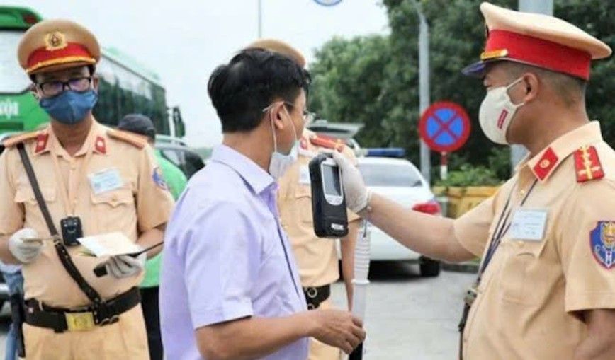 TP Ho Chi Minh: nguoi tham gia giao thong vi pham nong do con tang cao - Hinh anh 1