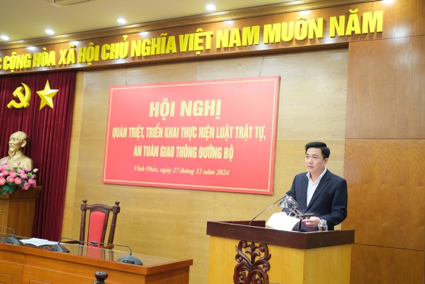 Vinh Phuc: Quan triet trien khai thuc hien Luat Trat tu, an toan giao thong duong bo - Hinh anh 1